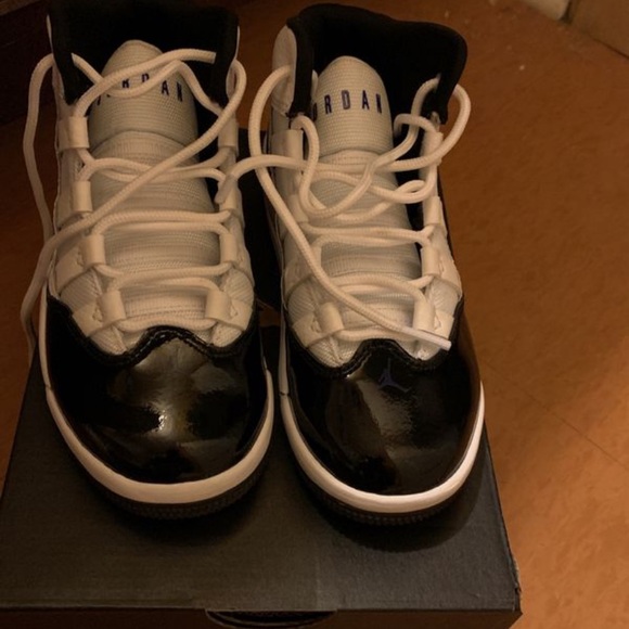 Jordan retro 11 - Picture 3 of 5